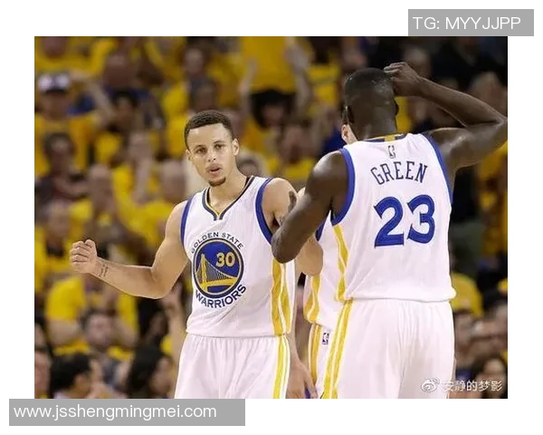 25日勇士与快船激战正酣谁能在西部争夺战中占得先机 25日勇士与快船激战正酣谁能在西部争夺战中占得先机