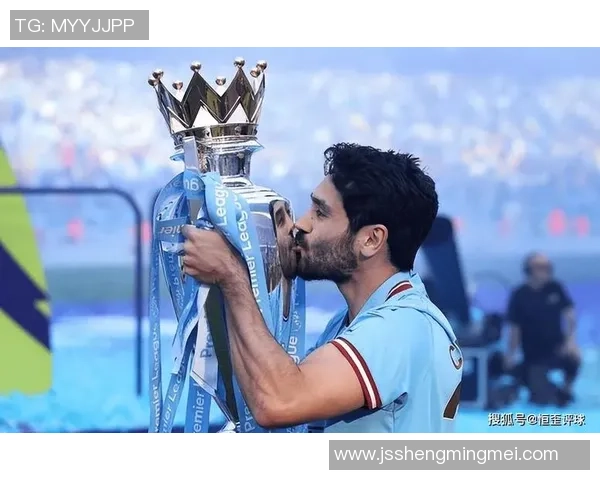 京多安领衔新赛季展望球场上的战术大师与球队的中流砥柱 京多安领衔新赛季展望球场上的战术大师与球队的中流砥柱