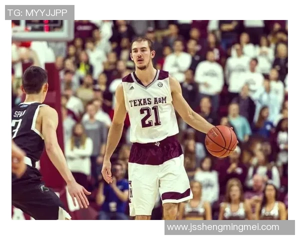 亚历克斯卡鲁索的篮球之路与职业生涯精彩瞬间回顾 亚历克斯卡鲁索的篮球之路与职业生涯精彩瞬间回顾