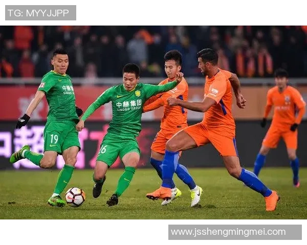 北京中赫国安迎战鲁能争夺中超积分榜重要位置的关键之战 北京中赫国安迎战鲁能争夺中超积分榜重要位置的关键之战