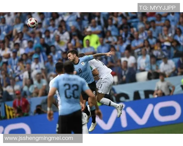 意大利与乌拉圭足球历史交锋回顾与精彩瞬间分析